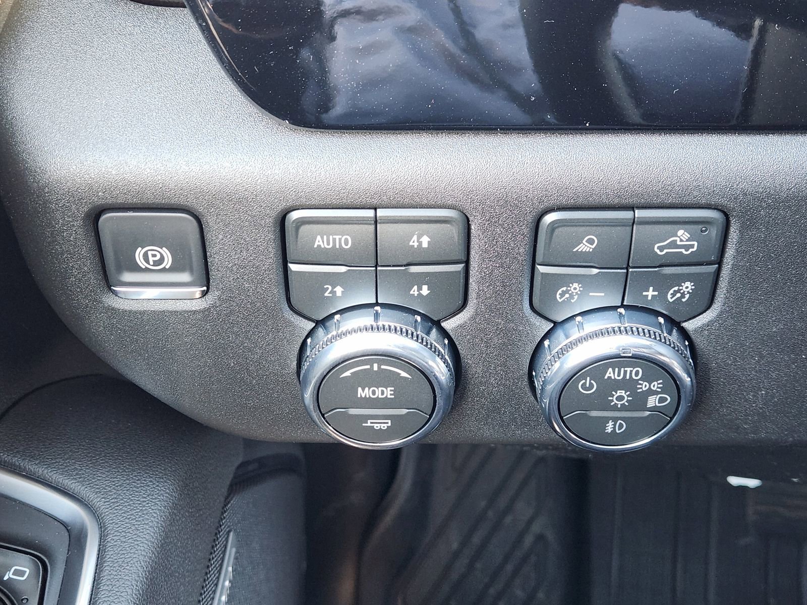 New 2026 GMC Sierra 2500 SLT w/ Texas SLT Premium Package image 26