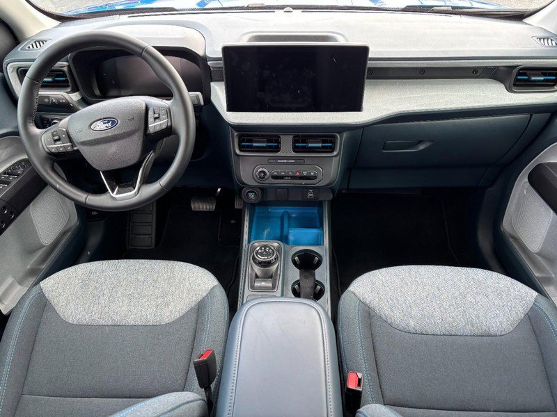 Used 2025 Ford Maverick XLT w/ XLT Luxury Package image 11