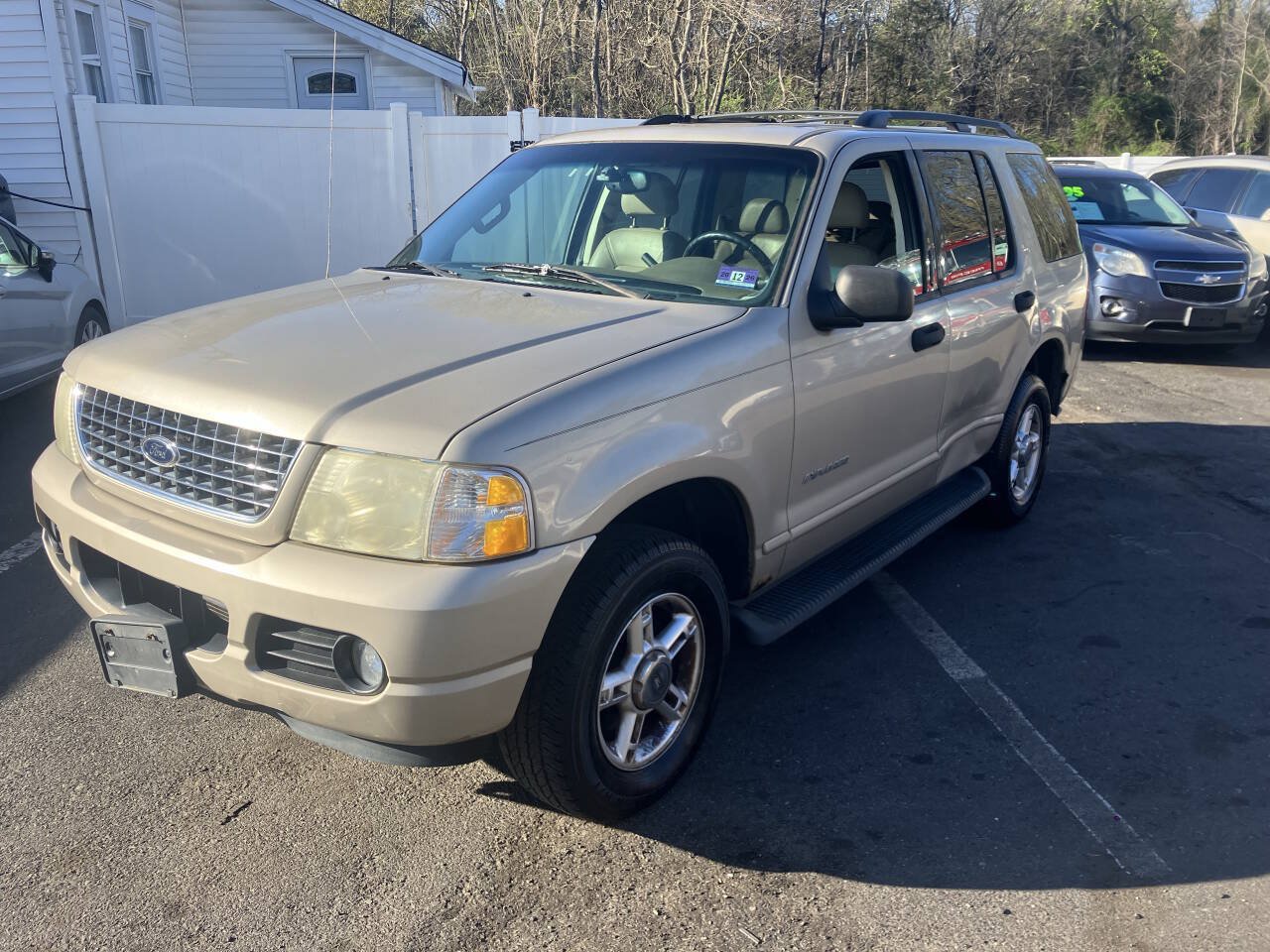 Used 2004 Ford Explorer Sport XLT AWD/4WD image 3
