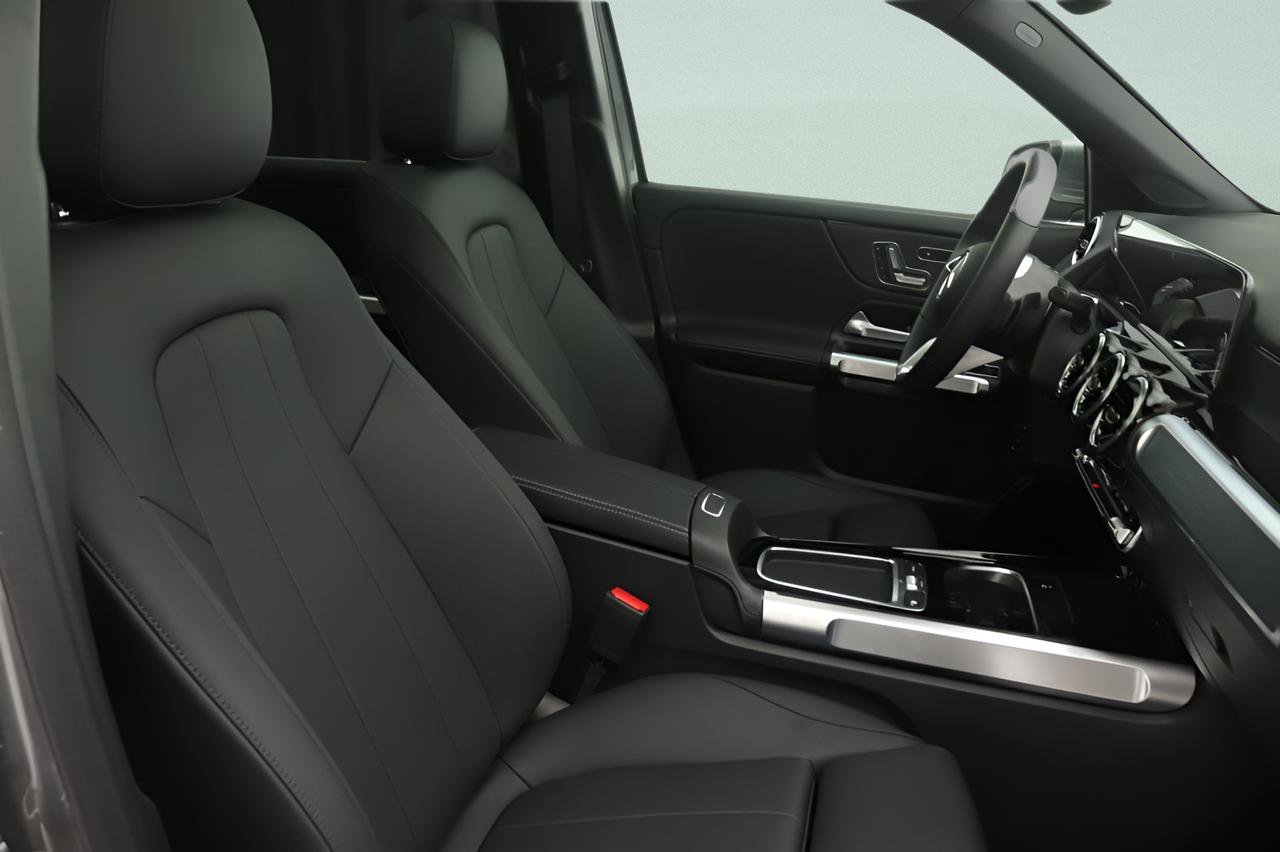 Certified 2026 Mercedes-Benz GLB 250 image 28