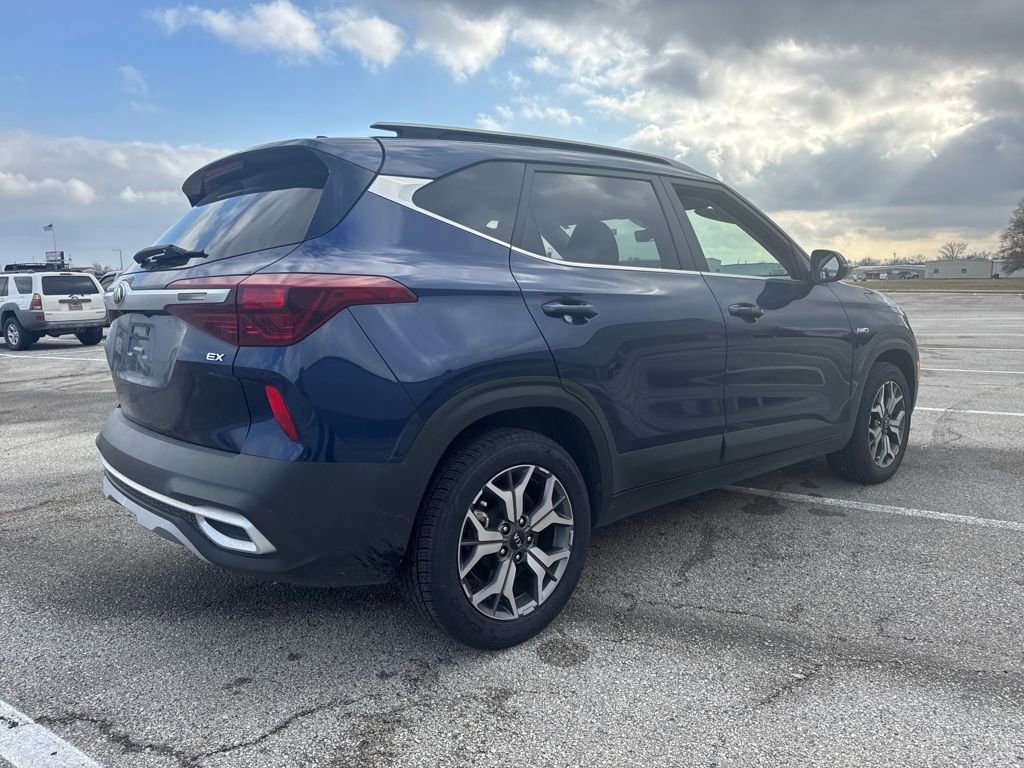Used 2021 Kia Seltos EX image 6
