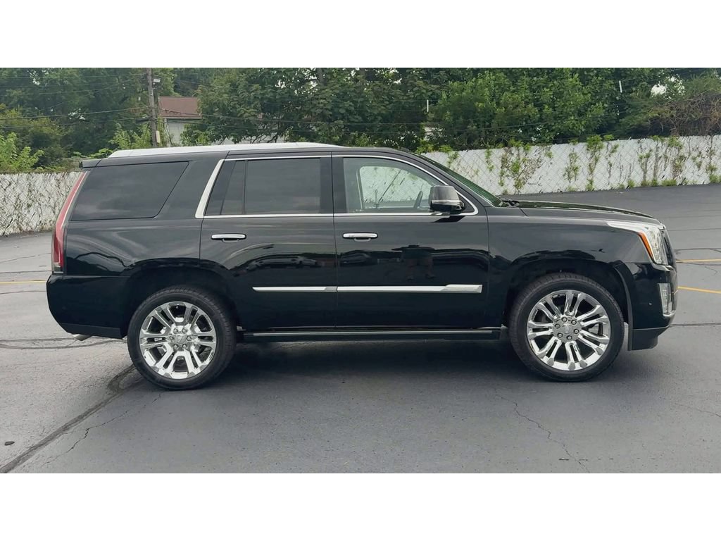 Certified 2017 Cadillac Escalade Premium Luxury w/ LPO, Radiant Package AWD/4WD image 9