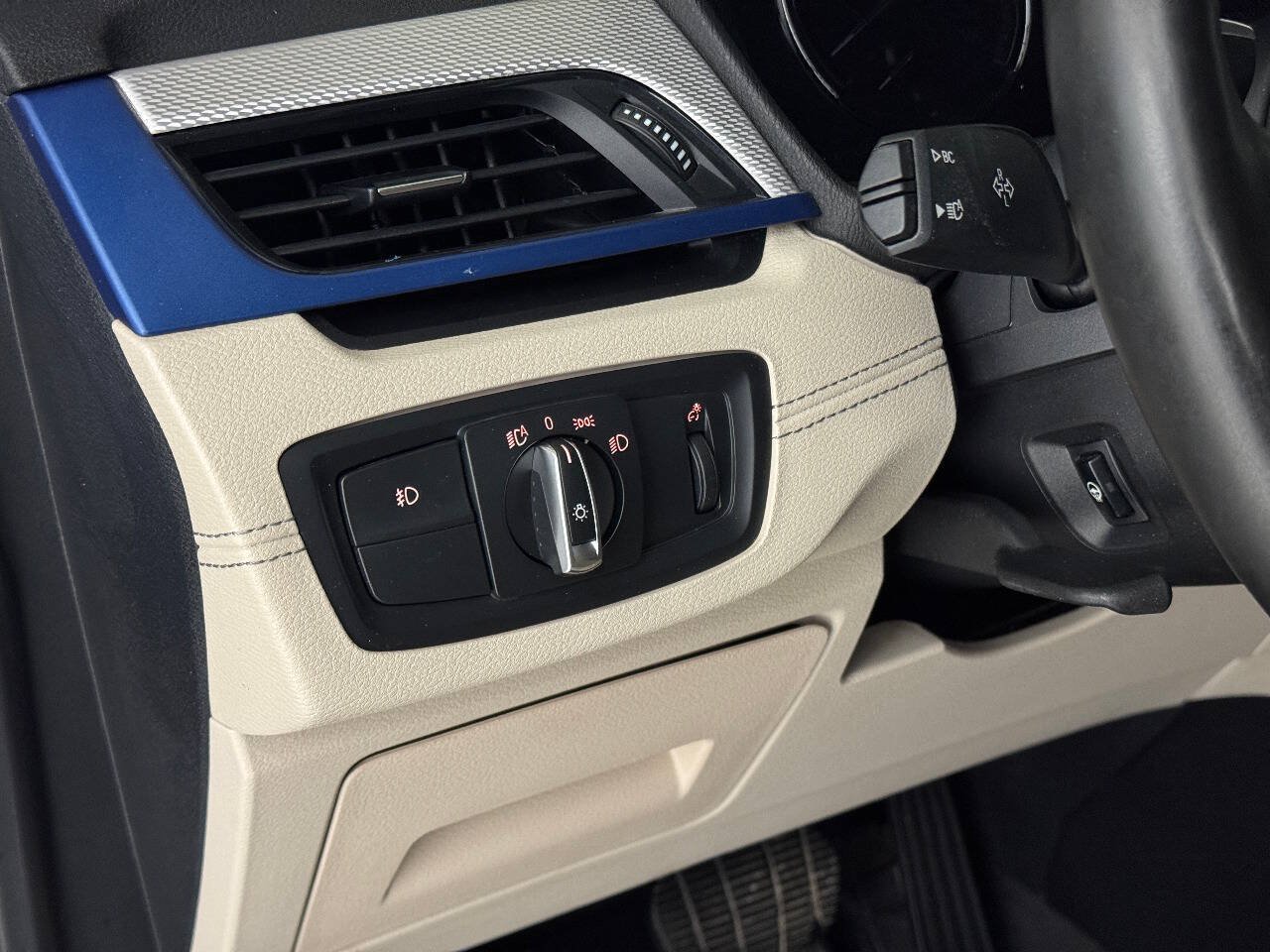 Used 2021 BMW X1 sDrive28i w/ M Sport Package FWD image 44