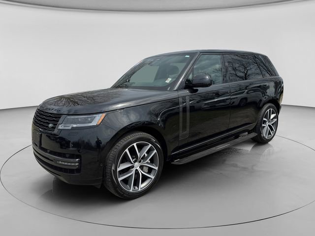 Used 2024 Land Rover Range Rover Long Wheelbase SE AWD/4WD image 2