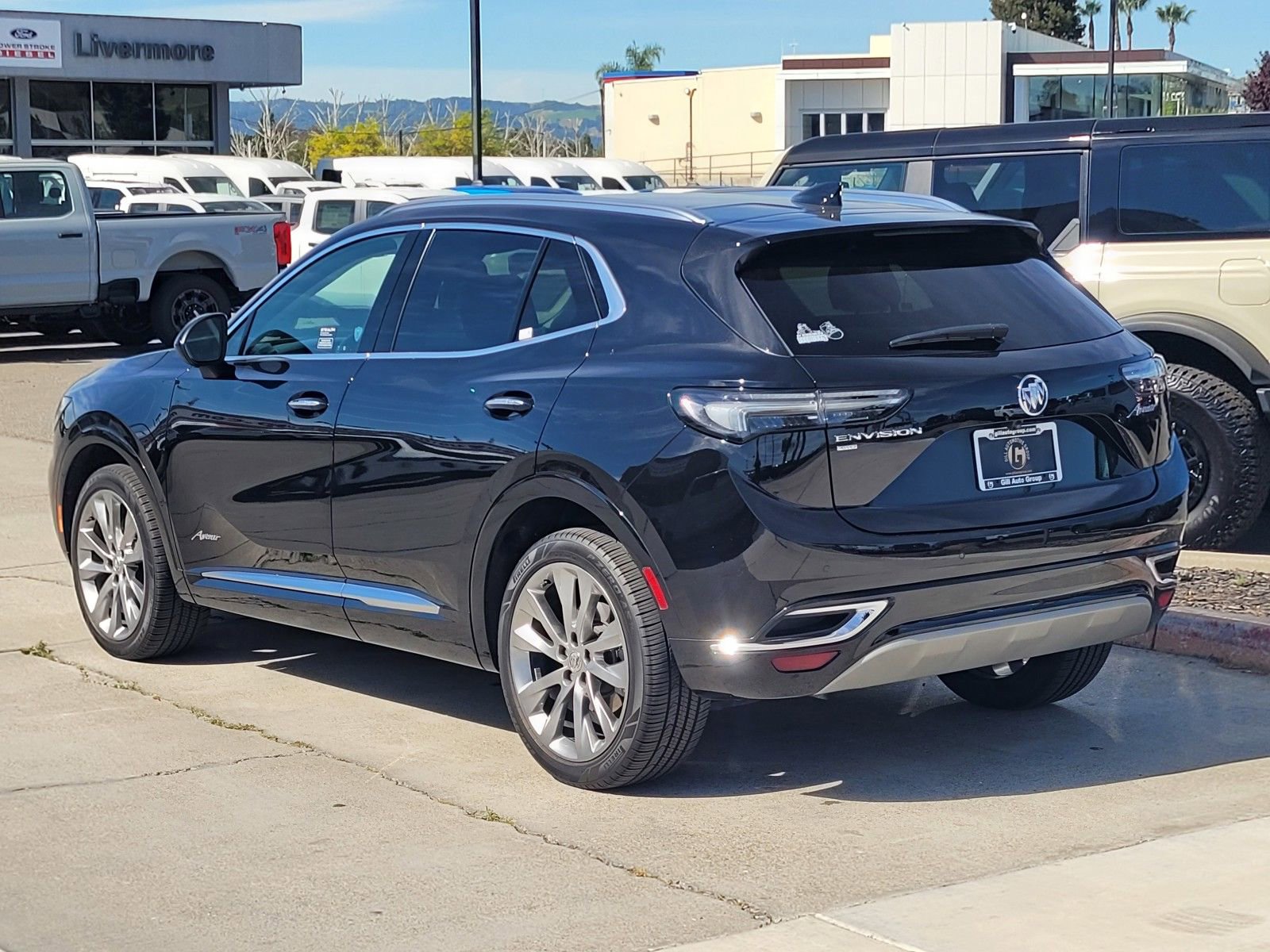 Used 2022 Buick Envision Avenir w/ Safety Package image 6