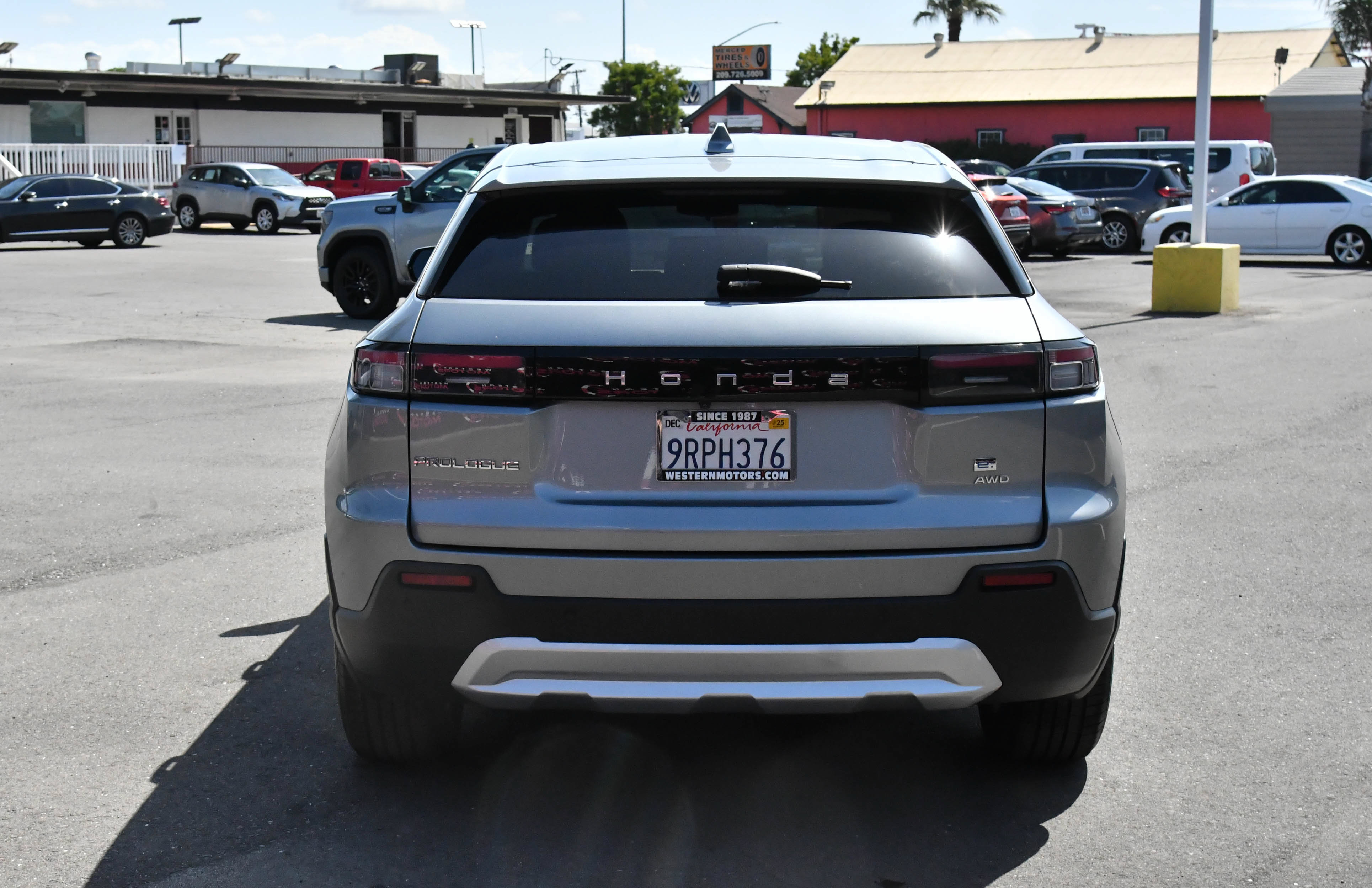 Used 2024 Honda Prologue EX image 7