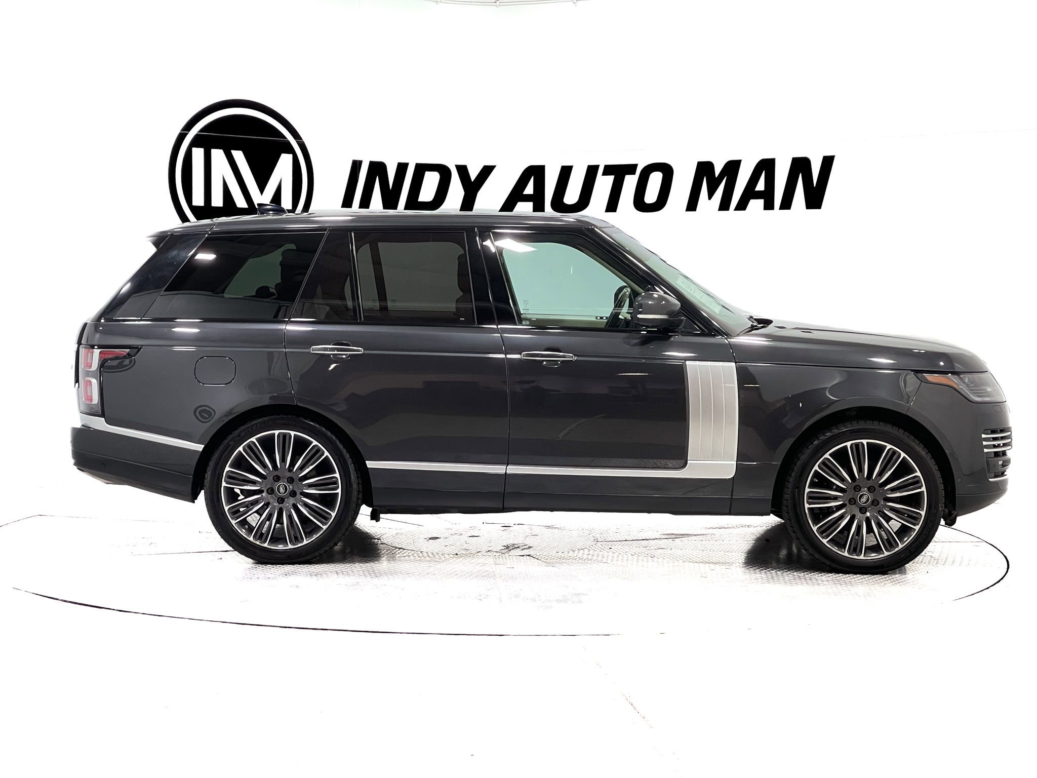 Used 2019 Land Rover Range Rover Autobiography AWD/4WD image 3