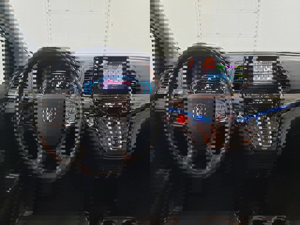 Used 2022 Honda Odyssey Elite image 12