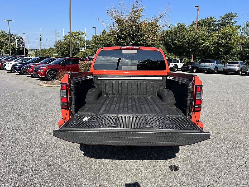 Certified 2025 Nissan Frontier PRO-4X w/ Pro Premium Package AWD/4WD image 15