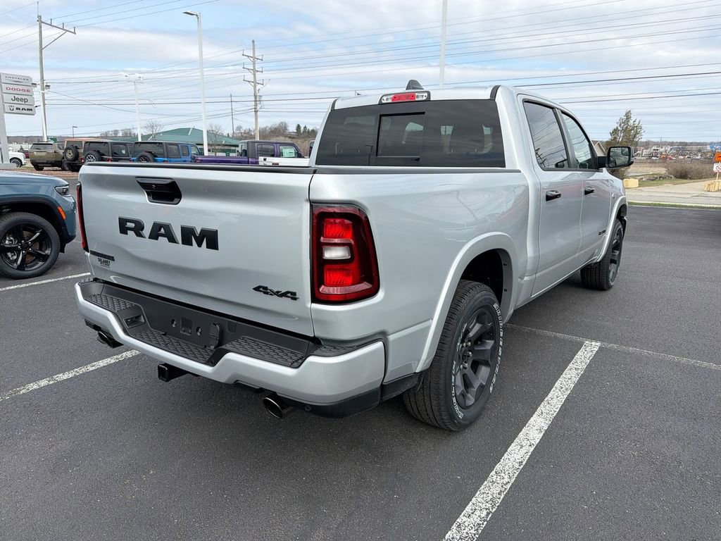 New 2026 RAM 1500 4x4 Crew Cab image 8