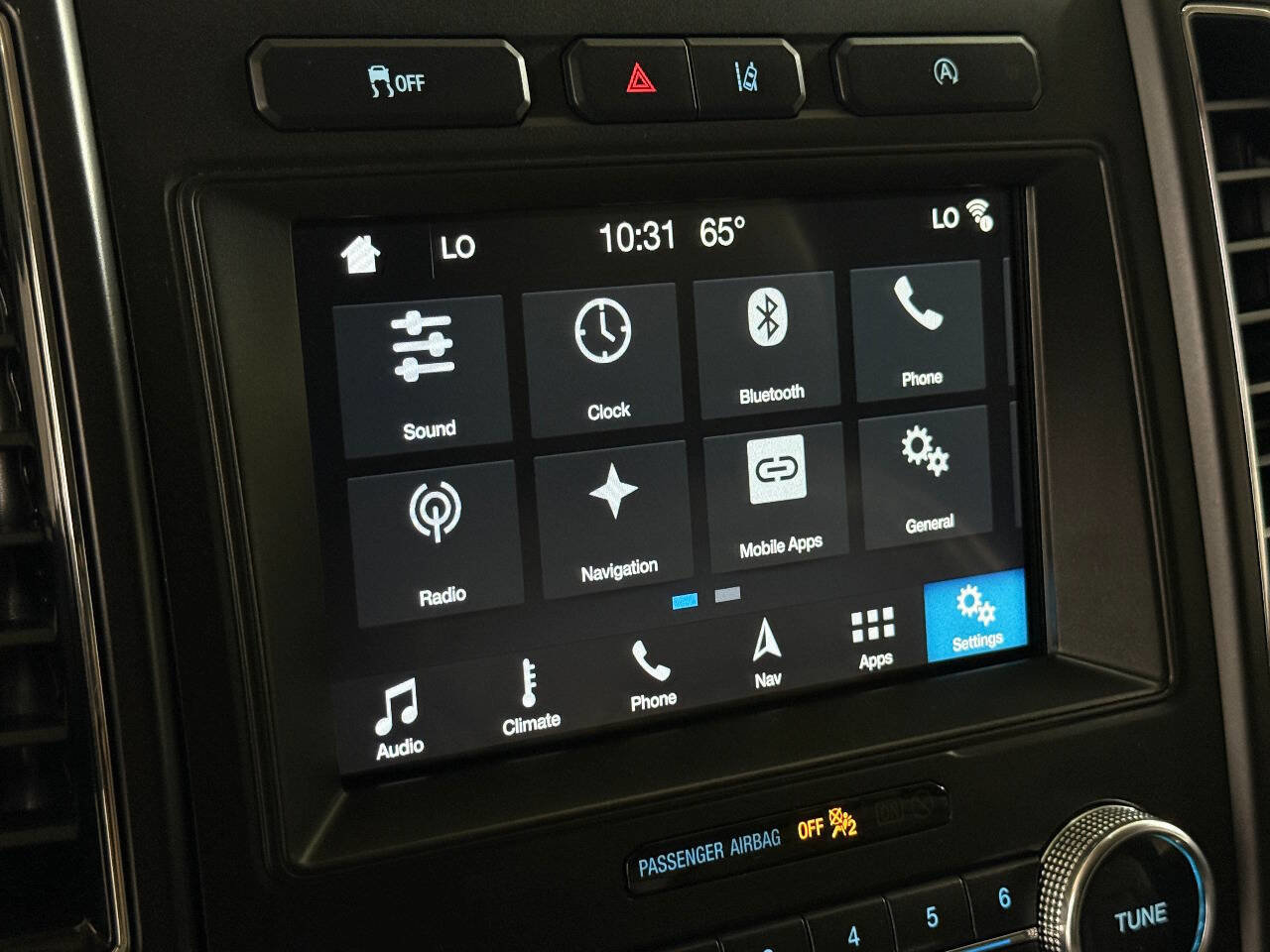 Used 2019 Ford Expedition Limited w/ Driver Assistance Package RWD image 52