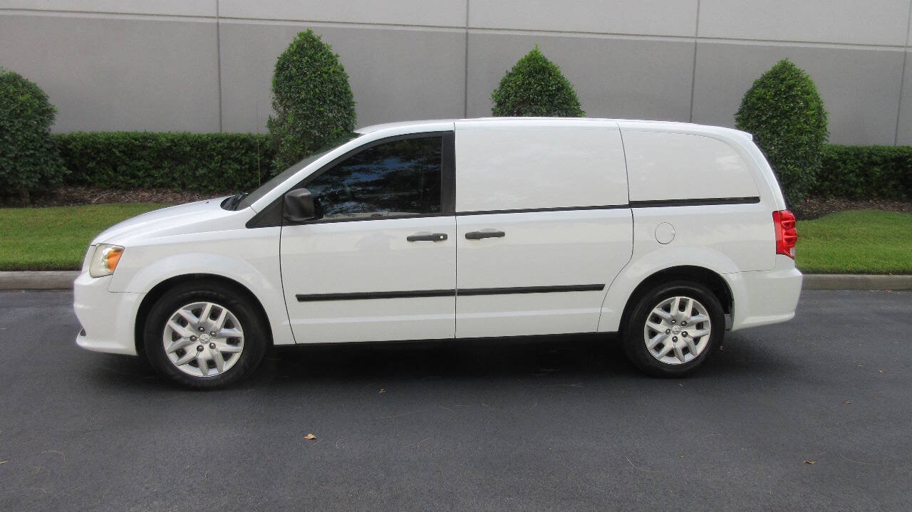 Used 2014 RAM C/V Tradesman FWD image 2