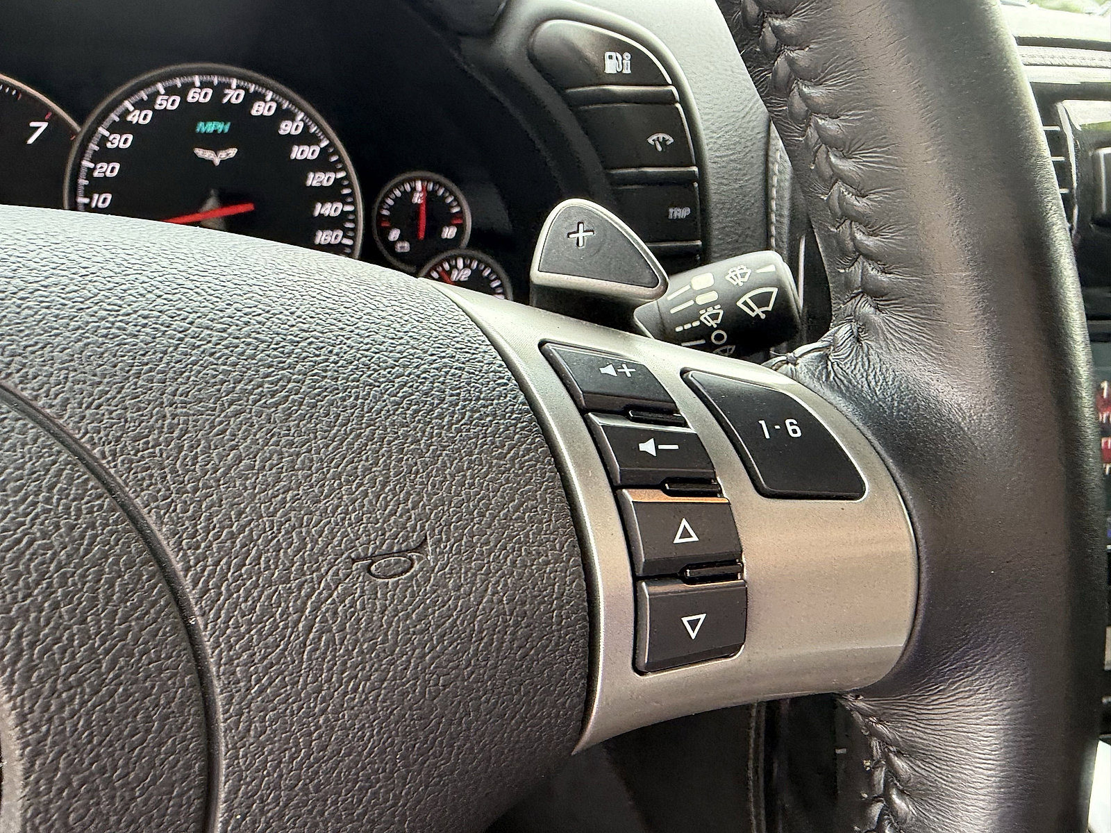 Used 2011 Chevrolet Corvette Grand Sport w/ Preferred Equipment Group image 21