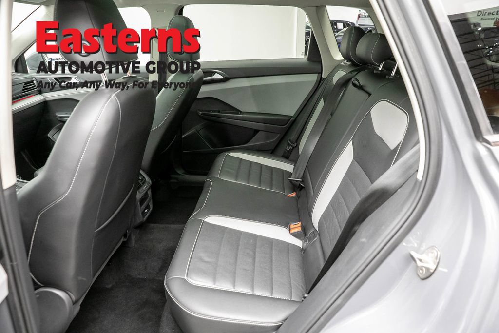 Used 2023 Volkswagen Taos SEL AWD/4WD image 21