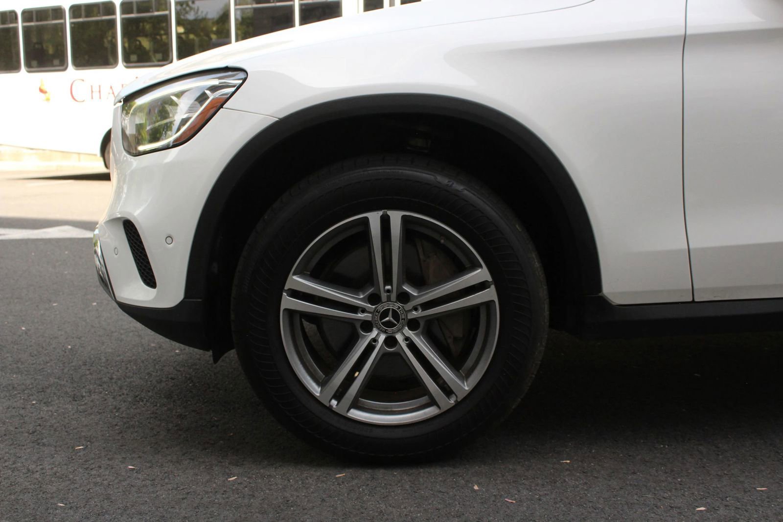 Used 2021 Mercedes-Benz GLC 300 4MATIC image 11