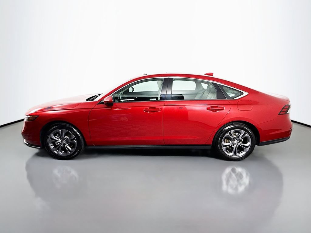 Certified 2023 Honda Accord EX image 3