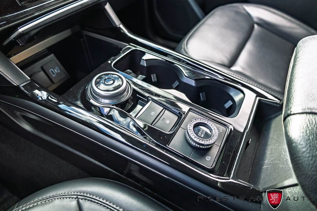 Used 2022 Ford Explorer XLT w/ Equipment Group 202A image 34