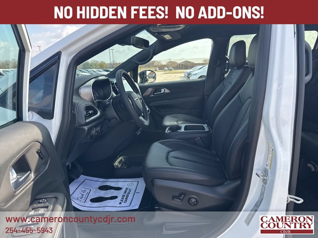 New 2026 Chrysler Pacifica Select w/ S Appearance Package FWD image 10