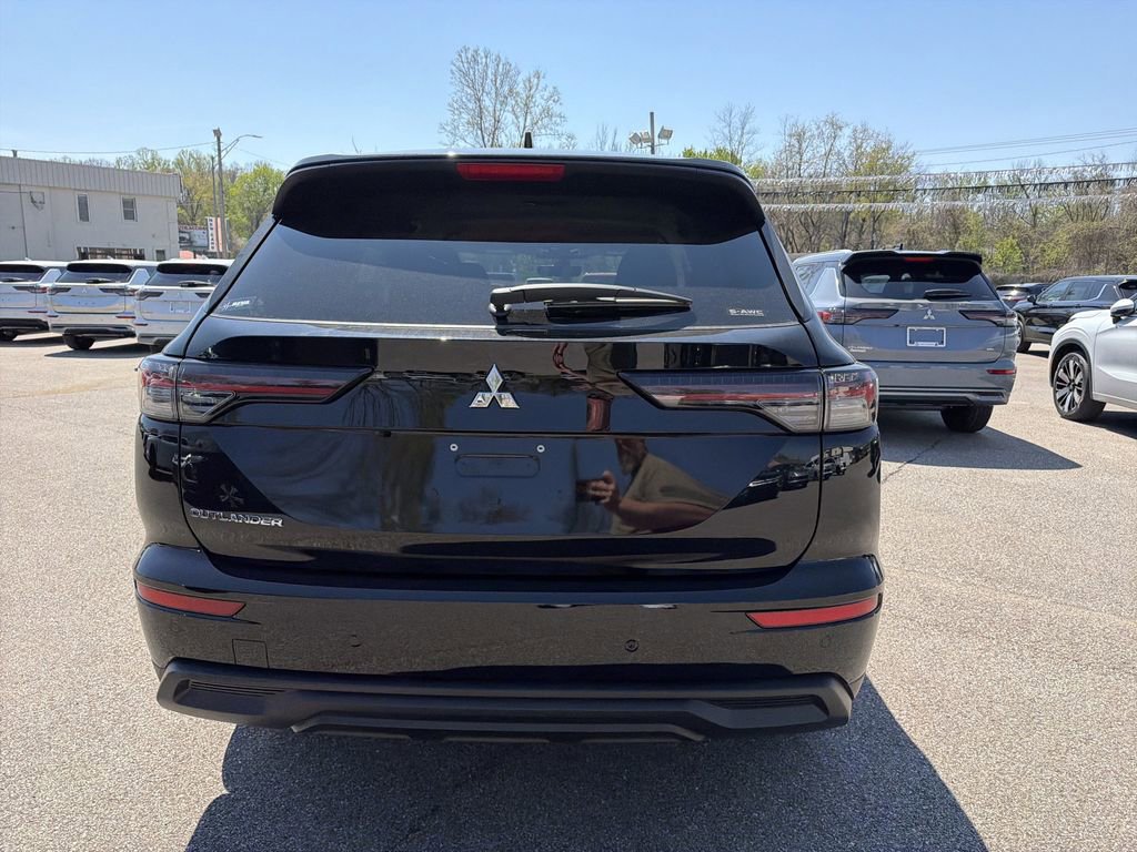 New 2026 Mitsubishi Outlander ES AWD/4WD image 5
