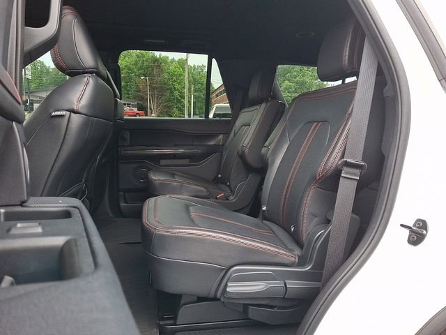 Used 2023 Ford Expedition Limited AWD/4WD image 10