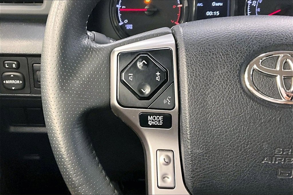 Used 2022 Toyota 4Runner SR5 Premium image 18