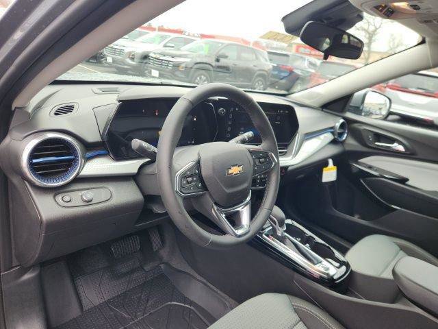 New 2026 Chevrolet Trax LT w/ Driver Confidence Package FWD image 10