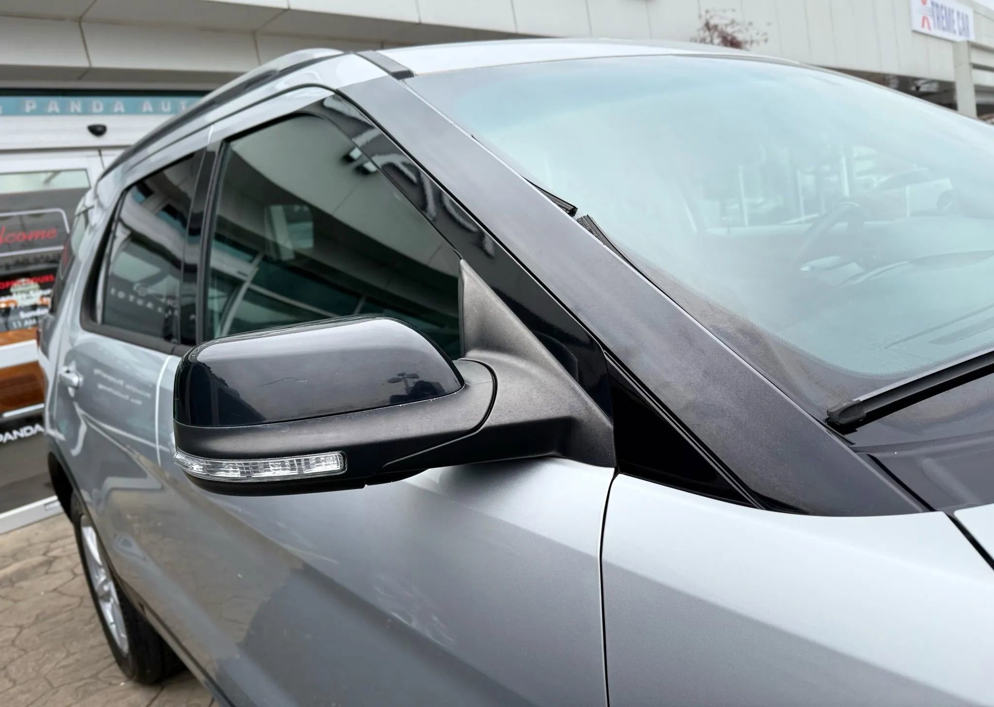 Used 2016 Ford Explorer XLT image 54