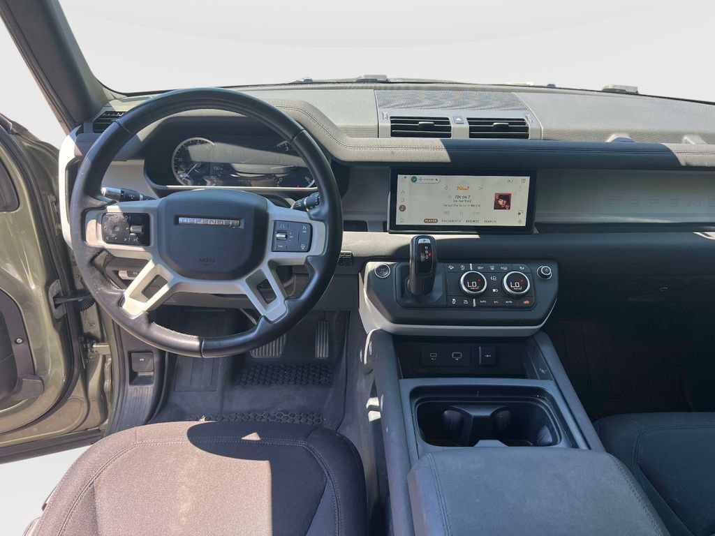 Used 2022 Land Rover Defender 110 AWD/4WD image 13