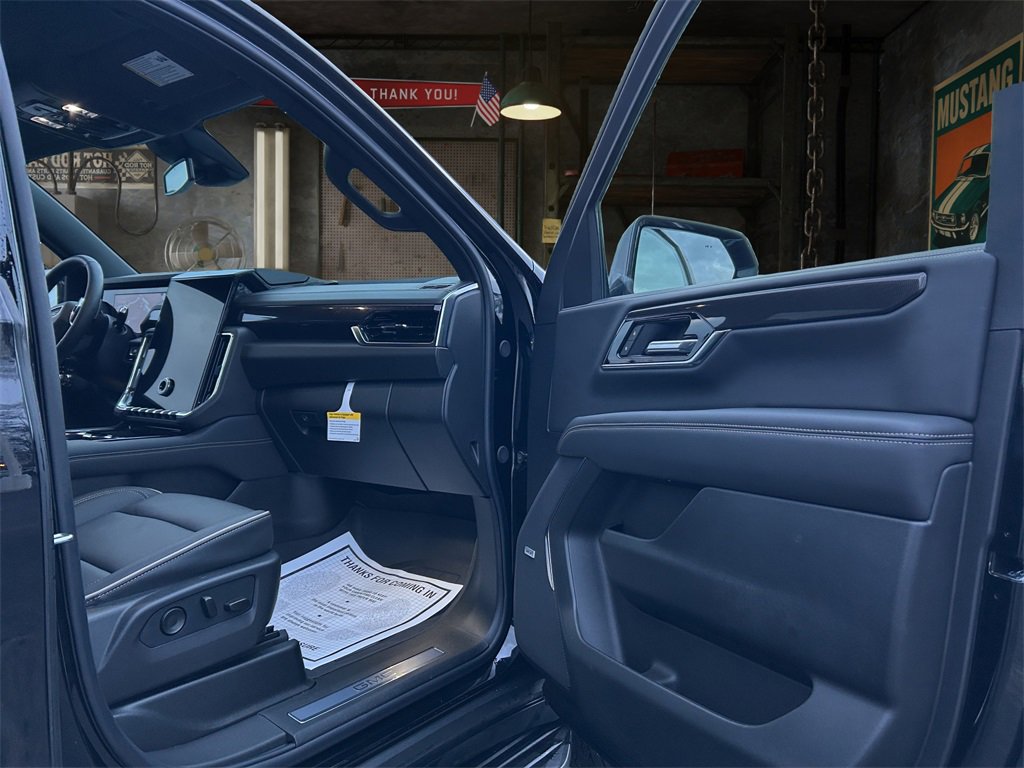 Certified 2026 GMC Yukon Elevation w/ LPO, Floor Liner Package image 17