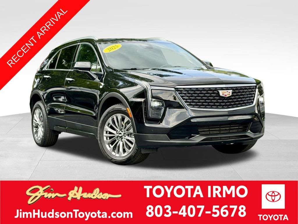 Used 2025 Cadillac XT4 Premium Luxury FWD image 1