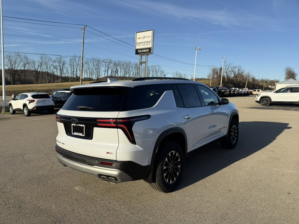 New 2026 Chevrolet Traverse Z71 image 5
