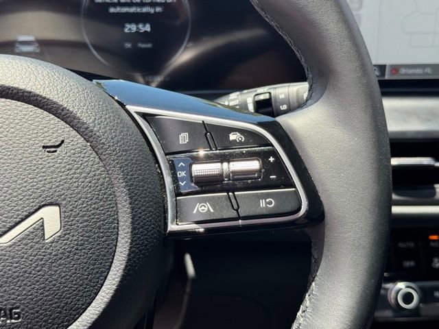Certified 2024 Kia Seltos EX FWD image 28