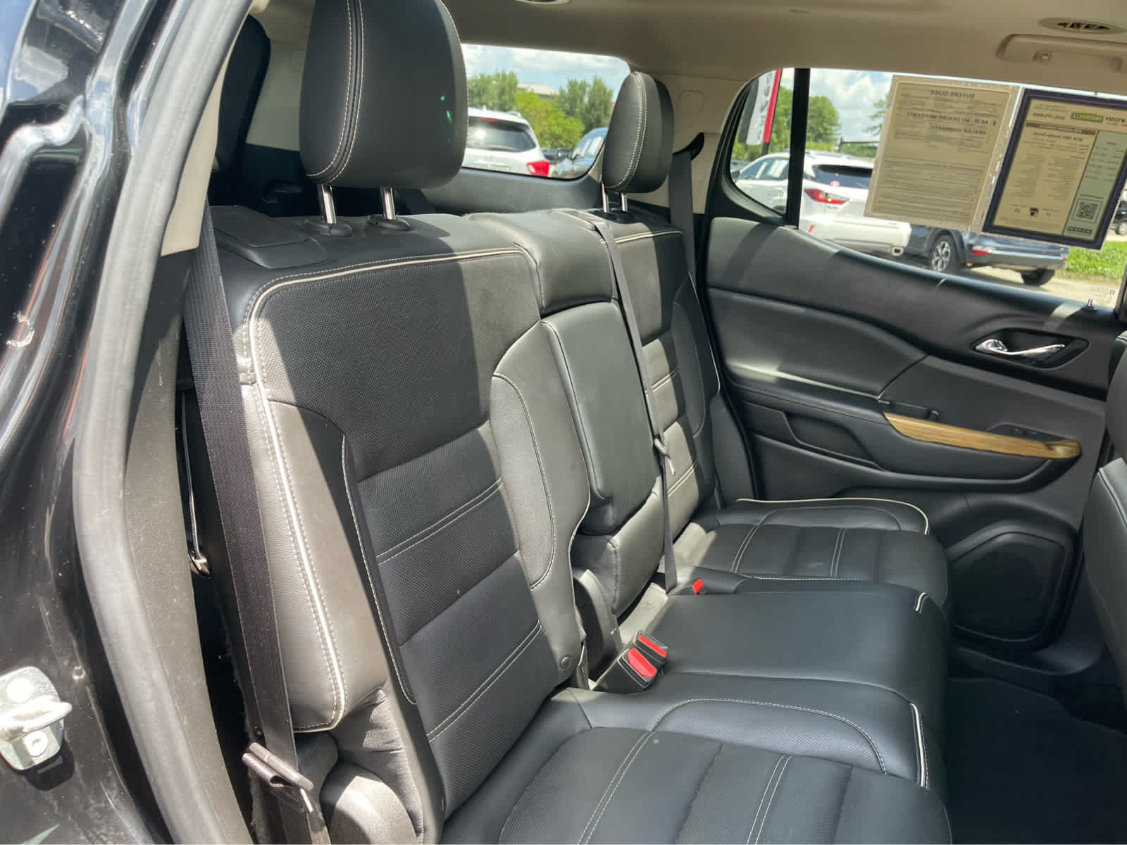 Used 2018 GMC Acadia Denali w/ Technology Package AWD/4WD image 30