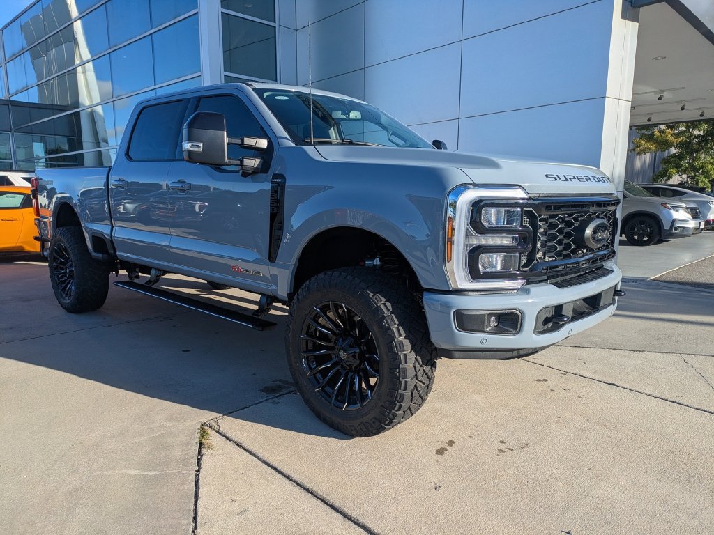 New 2026 Ford F350 Lariat w/ Tremor Off-Road Package AWD/4WD image 2