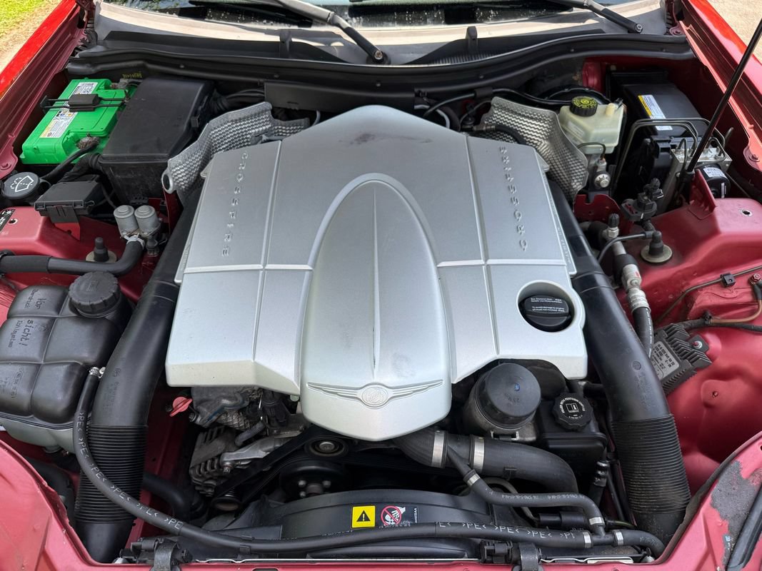 Used 2005 Chrysler Crossfire Limited RWD image 29
