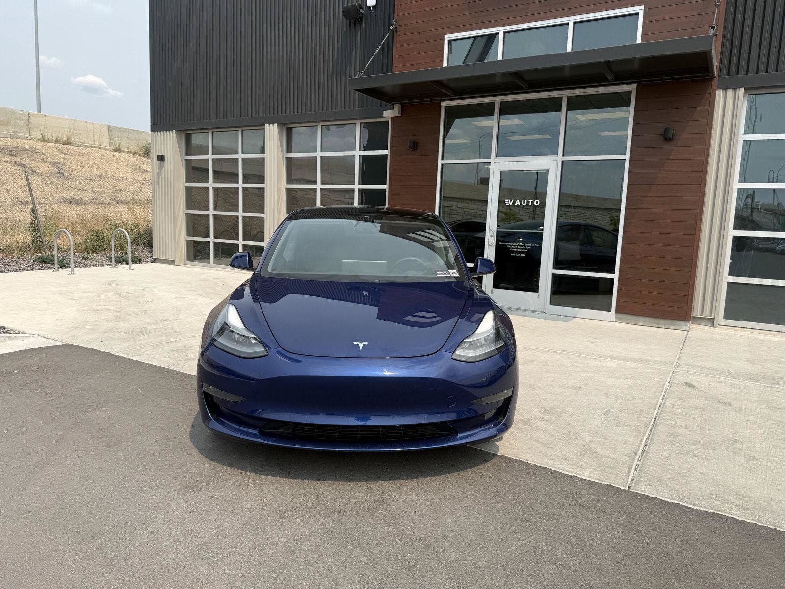 Used 2021 Tesla Model 3 Performance AWD/4WD image 3