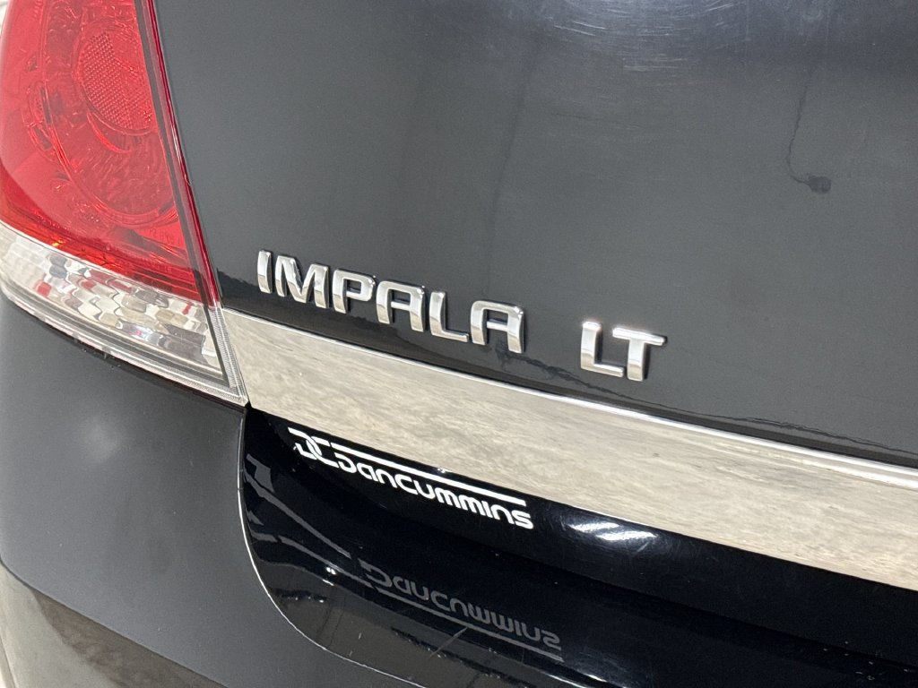 Used 2011 Chevrolet Impala LT FWD image 24