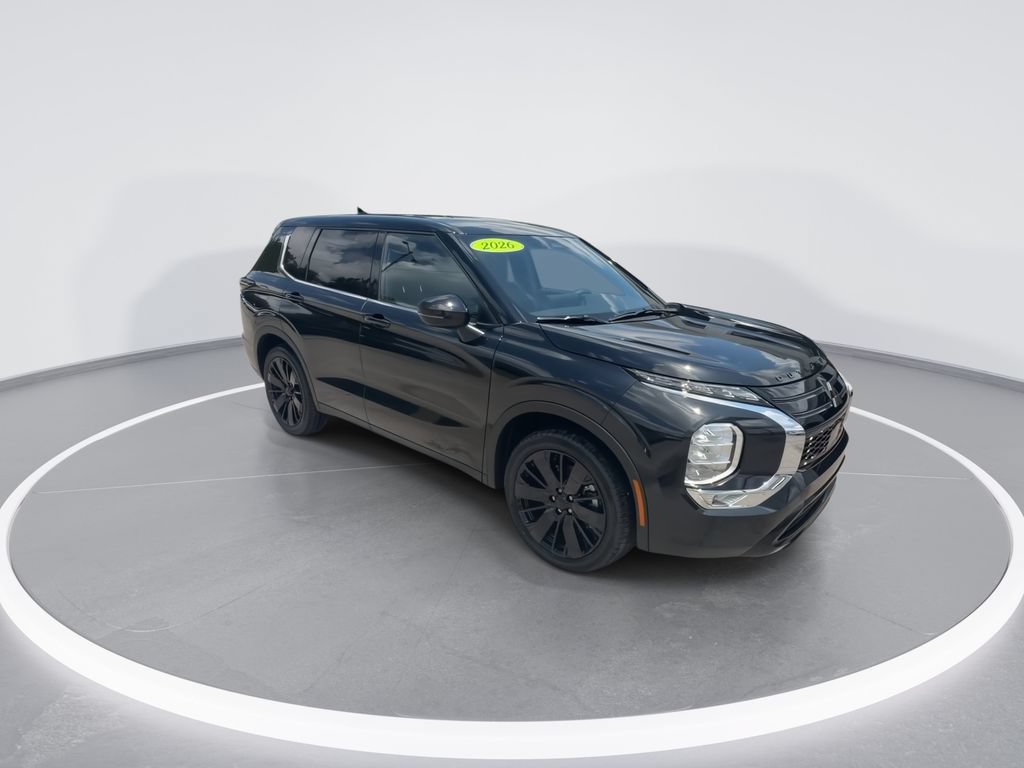 New 2026 Mitsubishi Outlander LE FWD image 2