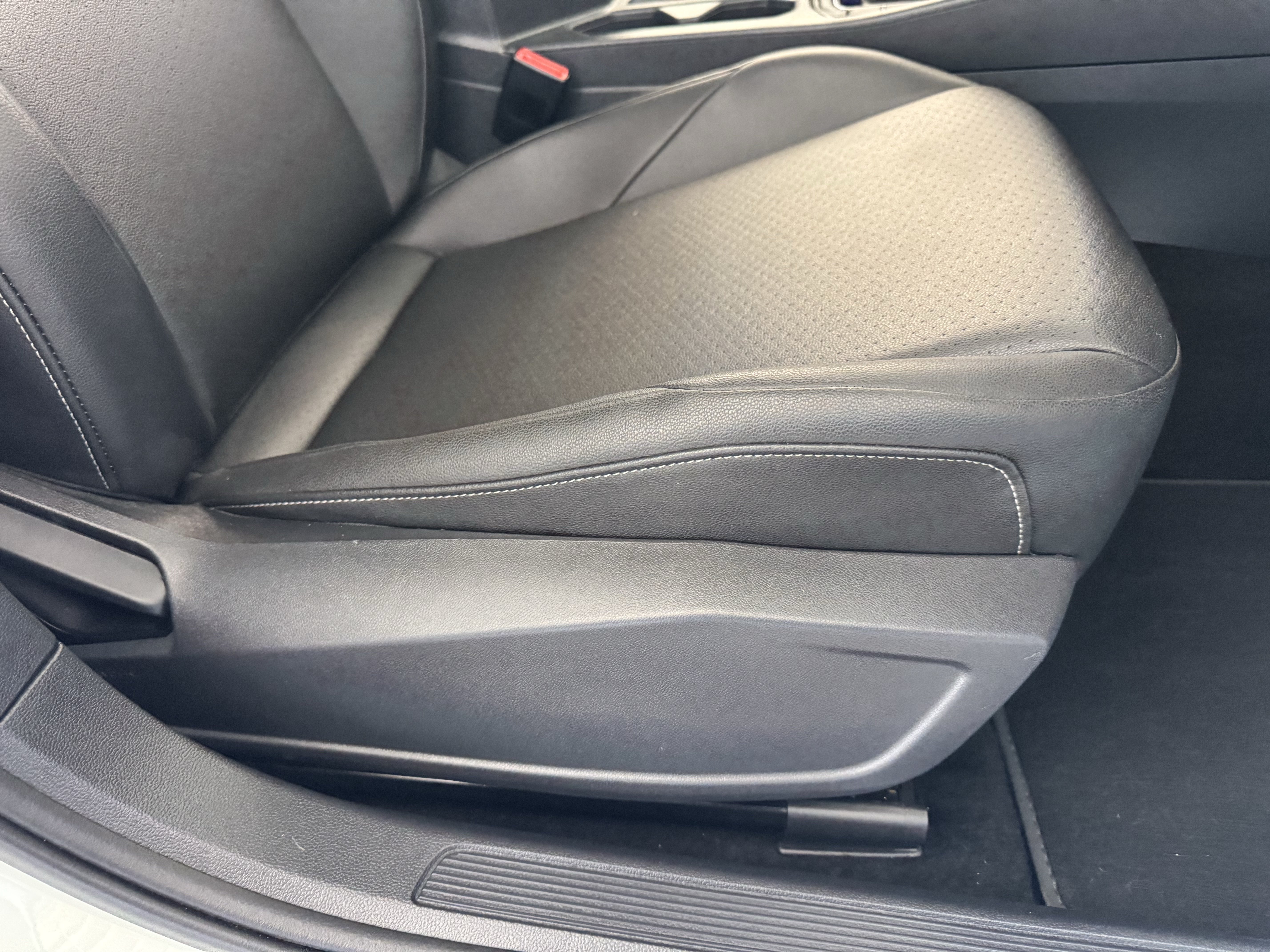 Used 2019 Volkswagen Jetta SEL FWD image 23