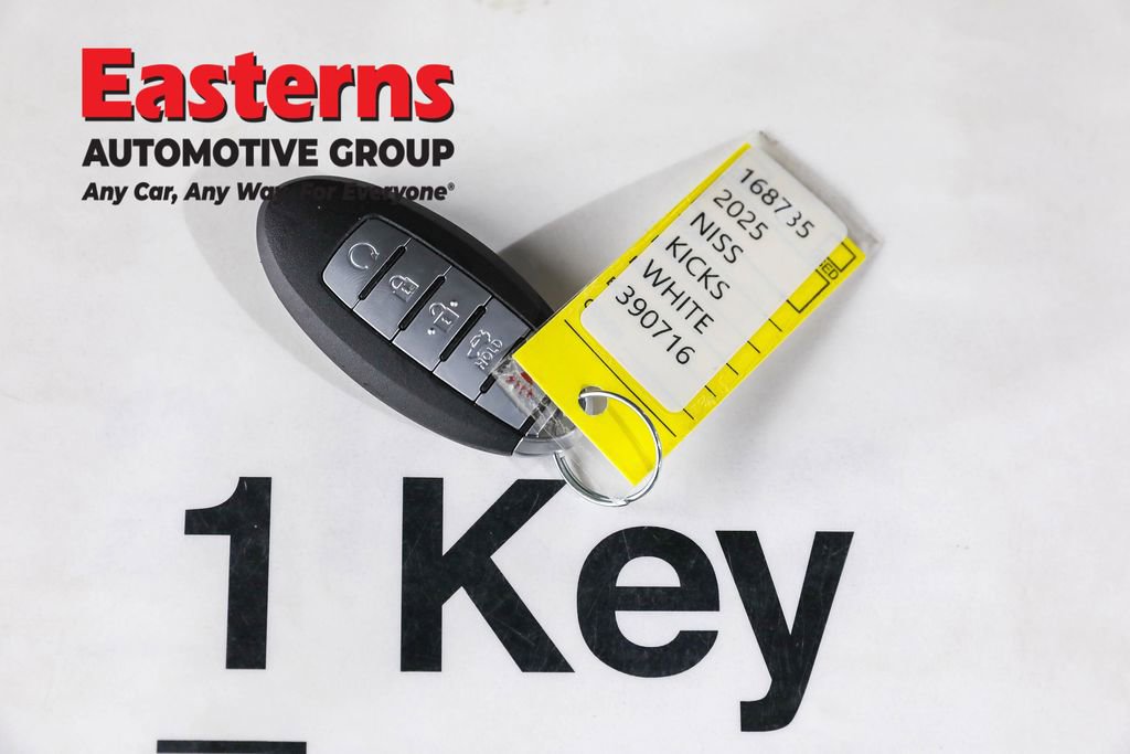 Used 2025 Nissan Kicks S image 25