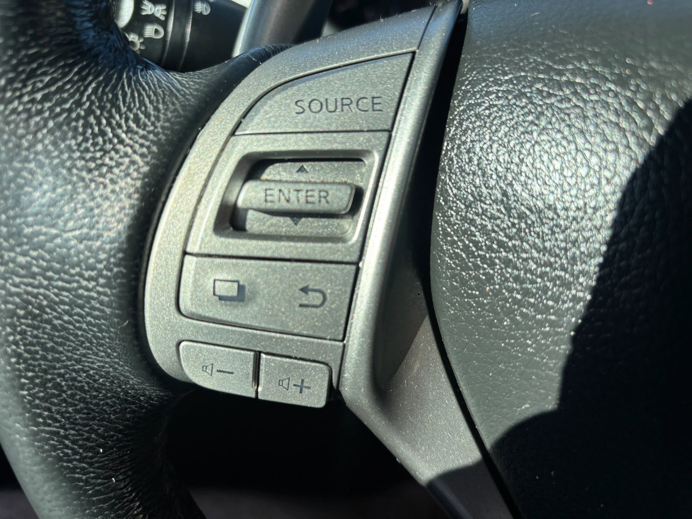 Used 2013 Nissan Altima 3.5 SL w/ Technology Pkg image 19