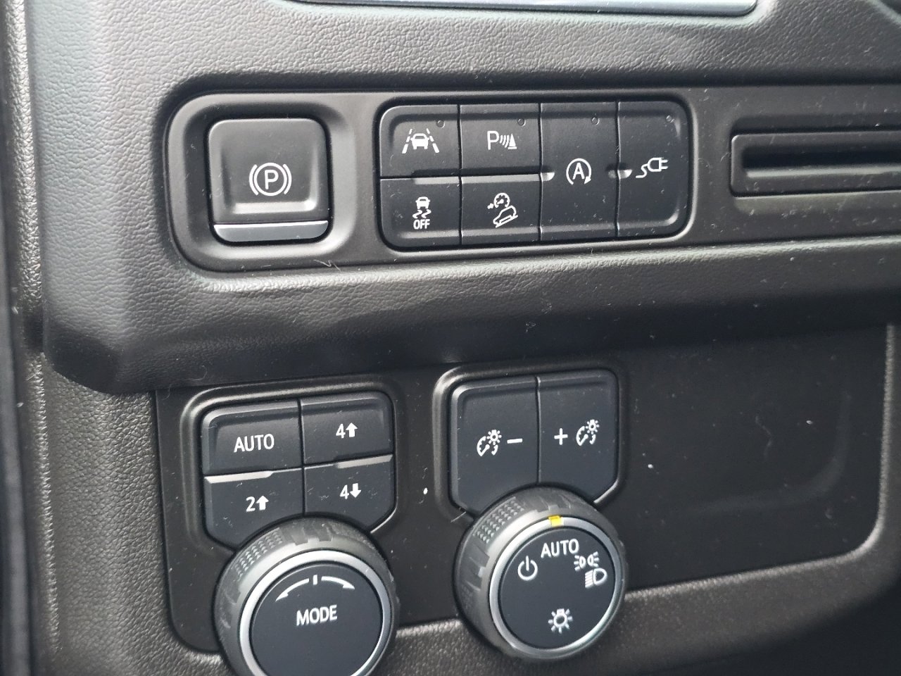 Used 2021 Chevrolet Tahoe Premier image 10