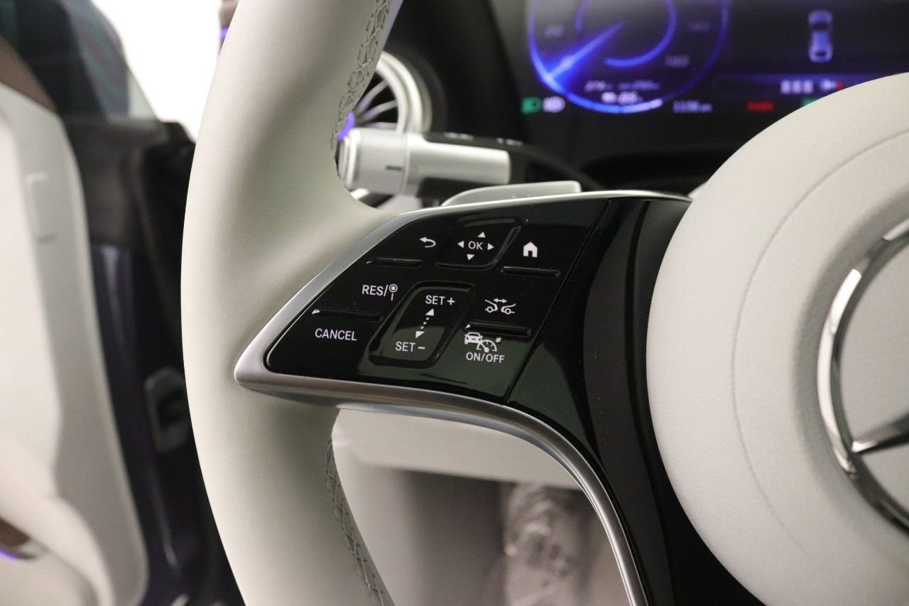 Certified 2023 Mercedes-Benz EQS 580 4MATIC Sedan image 13