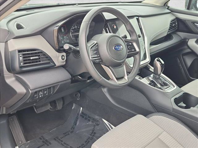 Used 2025 Subaru Outback Premium AWD/4WD image 10