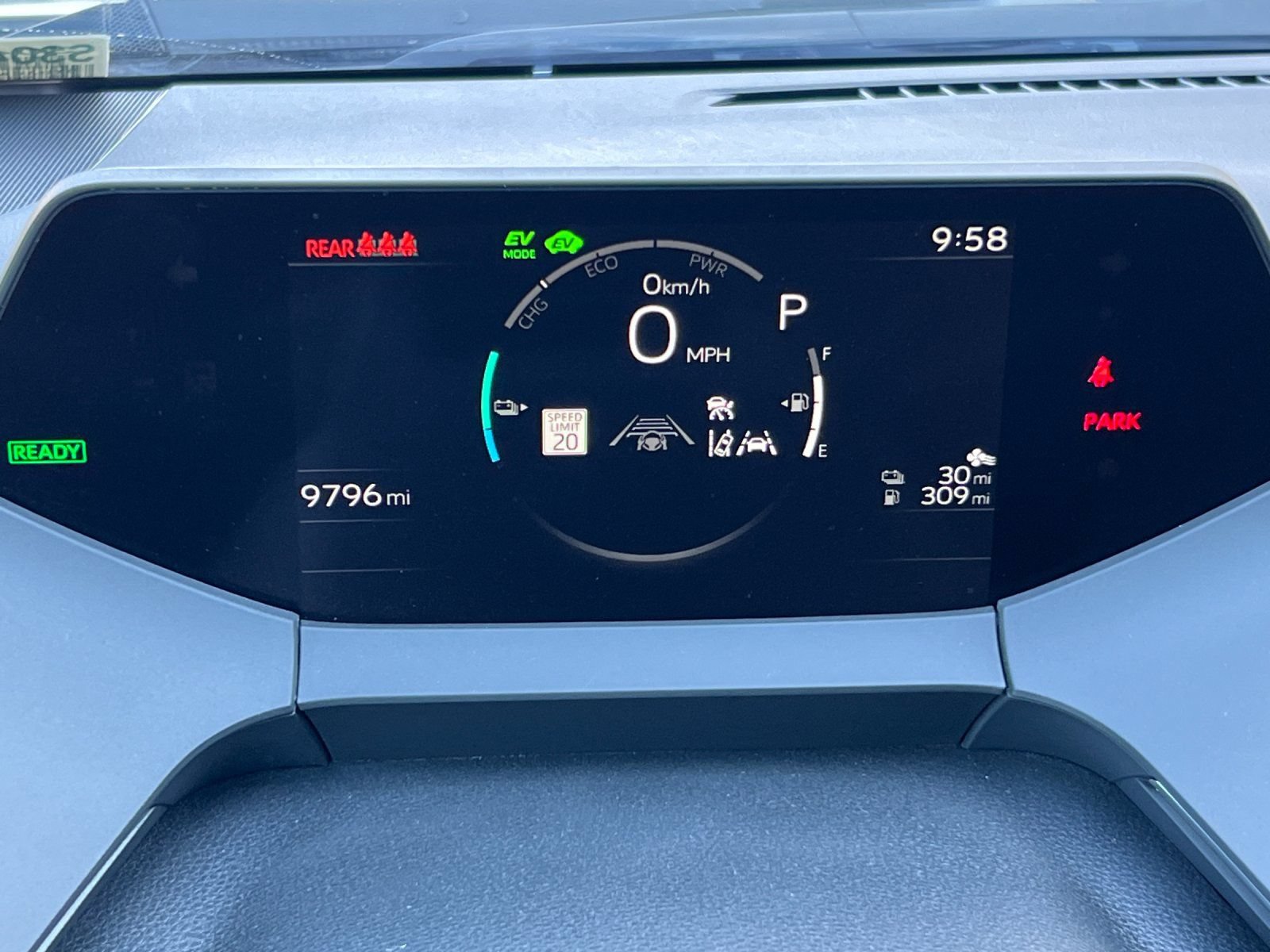 Used 2025 Toyota Prius Plug-In Hybrid FWD image 23