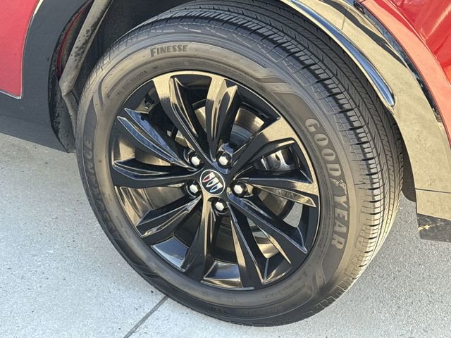 Used 2025 Buick Envista Sport Touring w/ Convenience I Package image 12