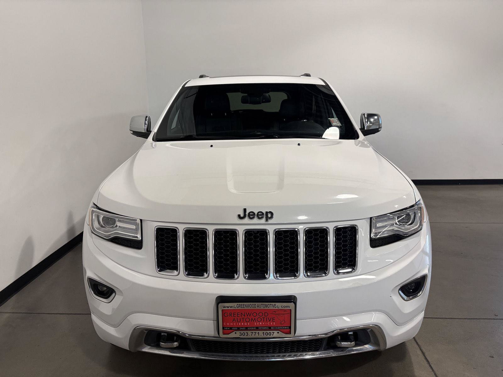 Used 2015 Jeep Grand Cherokee Overland AWD/4WD image 10