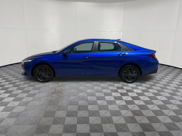 Certified 2023 Hyundai Elantra SEL FWD image 6