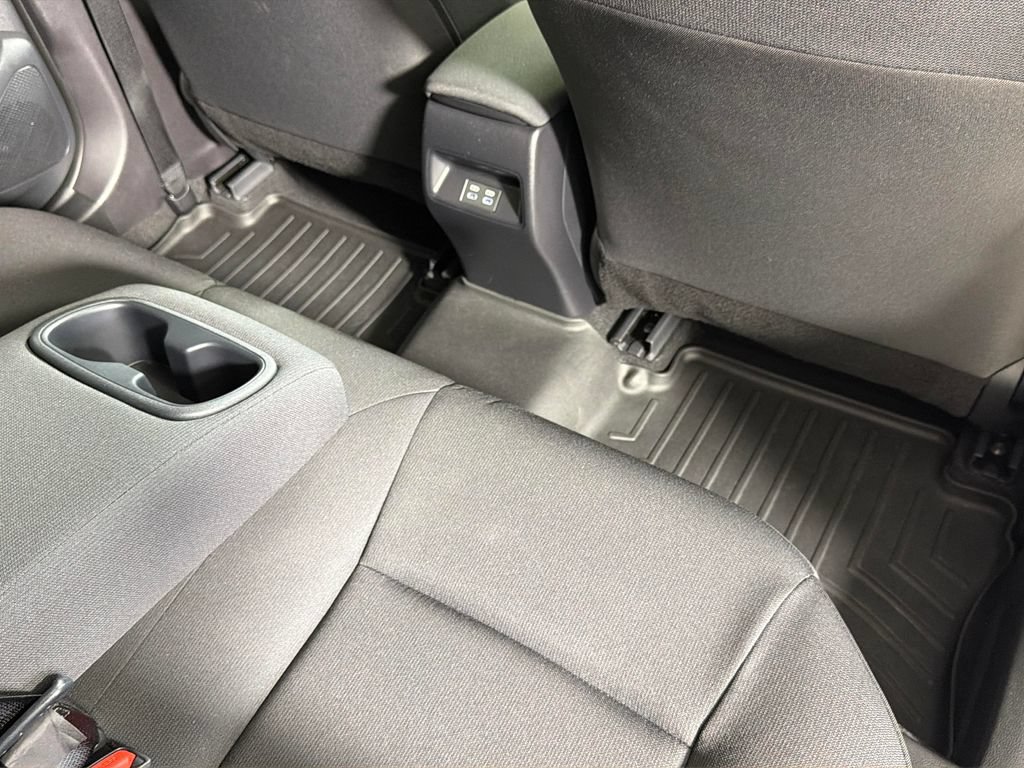 Used 2026 Toyota Corolla LE FWD image 30