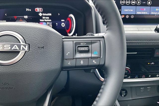 New 2026 Nissan Rogue Platinum w/ Tech Package AWD/4WD image 14